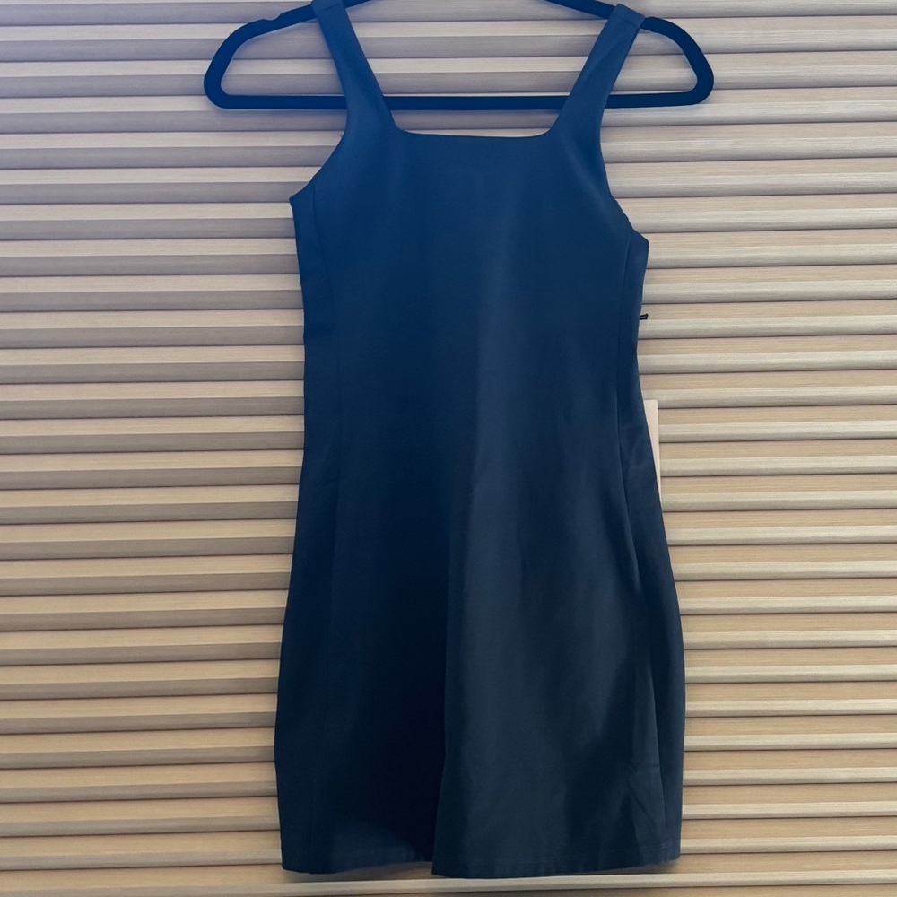 Girlfriend Collective Athletic Dress - Picture 4 of 11